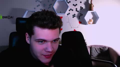 Karl online show from October 12, 8:40 am