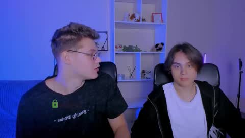 Karl online show from October 10, 7:41 pm