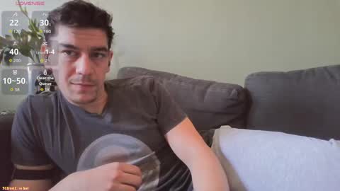 Karl online show from April 25, 3:42 pm