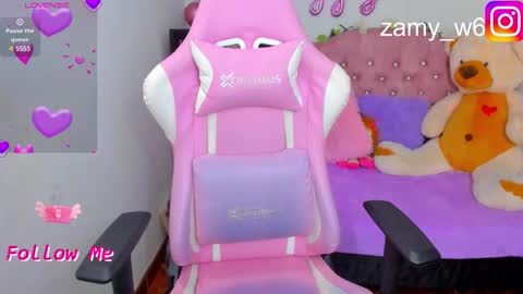 Snapshot of karla_cutee1 chatting on October 20, 10:53 am karla online show from October 20, 10:53 am