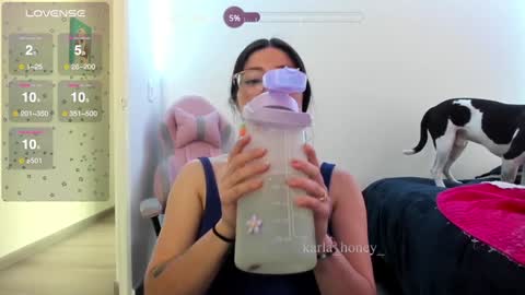 Snapshot of karla_honey_ chatting on January 8, 8:50 pm Karla online show from January 8, 8:50 pm