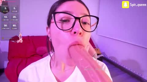Snapshot of karla_honey_ chatting on September 22, 11:31 pm Karla online show from September 22, 11:31 pm