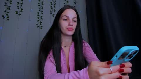 karla_lim online show from November 4, 10:33 pm