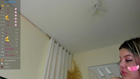 Snapshot of karla_rodriguezx chatting on February 27, 3:26 pm karla rodriguez online show from February 27, 3:26 pm