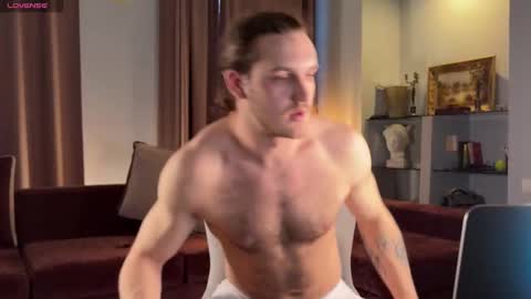 Karlos and Louis online show from February 6, 2:20 pm