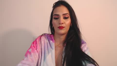 Snapshot of karlota_hank chatting on December 23, 5:39 am Karlis online show from December 23, 5:39 am