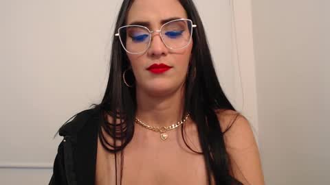 Snapshot of karlota_hank chatting on January 15, 11:10 am Karlis online show from January 15, 11:10 am