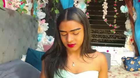 KARLY.  online show from January 8, 9:48 am