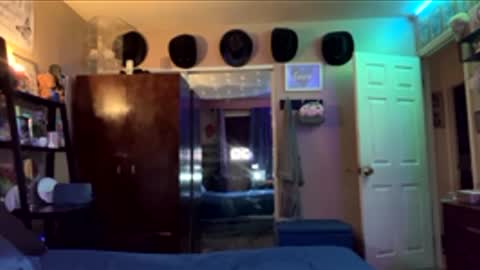 Karlykox online show from May 6, 10:05 pm