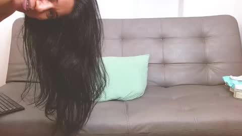 karolina  online show from March 2, 4:50 am