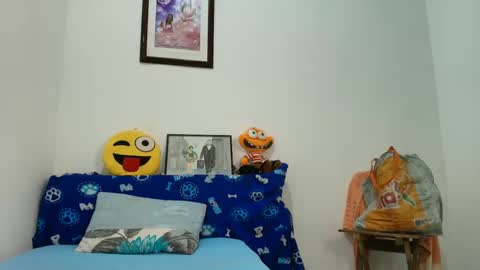 Snapshot of karol_naughty chatting on February 1, 3:30 am online show from February 1, 3:30 am