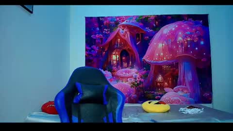 Snapshot of karol_naughty chatting on October 2, 10:14 am online show from October 2, 10:14 am