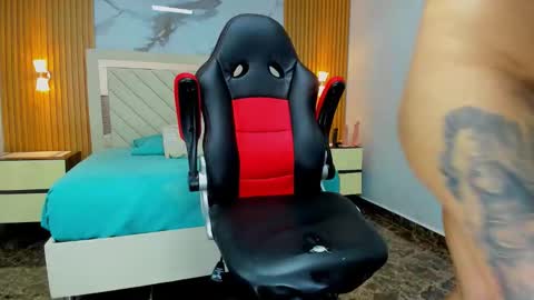 Karol and Luna online show from February 26, 8:23 pm