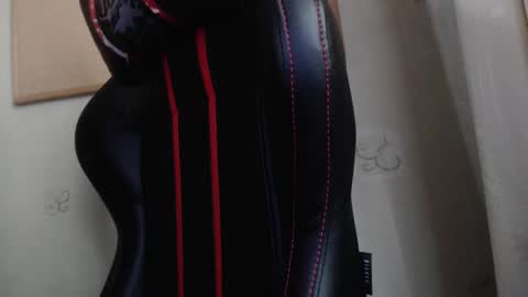 Snapshot of karolhorny96 chatting on September 15, 1:01 pm Karol online show from September 15, 1:01 pm