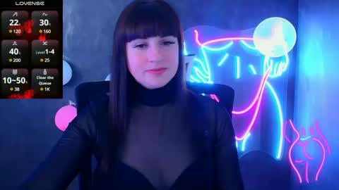 Caroline online show from February 27, 9:40 am