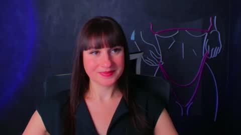 Caroline online show from December 19, 12:45 pm