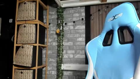 karoline121 online show from September 28, 6:39 pm