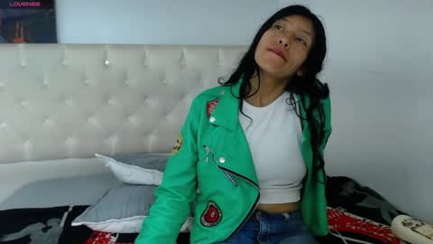 Snapshot of karoline_66 chatting on December 6, 8:10 am Karoline 66 online show from December 6, 8:10 am