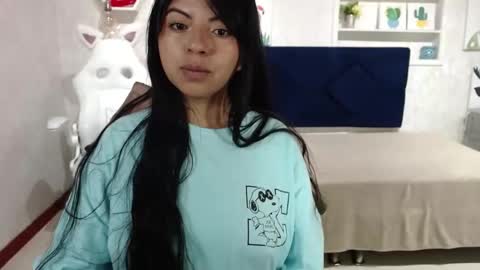 Snapshot of karolineburnx chatting on September 18, 4:27 am Isa online show from September 18, 4:27 am
