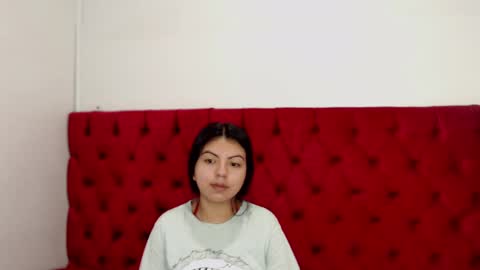 Snapshot of karolineburnx chatting on February 15, 9:16 am Isa online show from February 15, 9:16 am