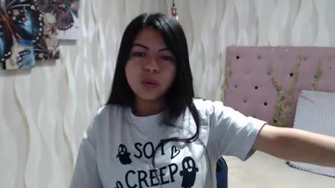 Snapshot of karolineburnx chatting on September 11, 9:54 am Isa online show from September 11, 9:54 am