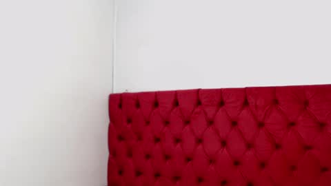 Snapshot of karolineburnx chatting on February 14, 11:10 am Isa online show from February 14, 11:10 am