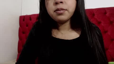 Snapshot of karolineburnx chatting on February 25, 5:08 am Isa online show from February 25, 5:08 am