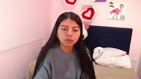 Snapshot of karolineburnx chatting on February 26, 2:49 pm Isa online show from February 26, 2:49 pm