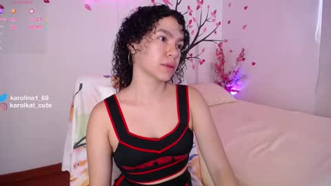 Snapshot of karolkat_1 chatting on September 21, 2:32 pm Karolina 3 online show from September 21, 2:32 pm