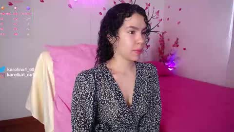 Snapshot of karolkat_1 chatting on September 28, 1:42 pm Karolina 3 online show from September 28, 1:42 pm