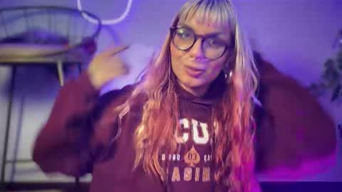 Snapshot of karterspice chatting on October 9, 6:57 pm Karter online show from October 9, 6:57 pm