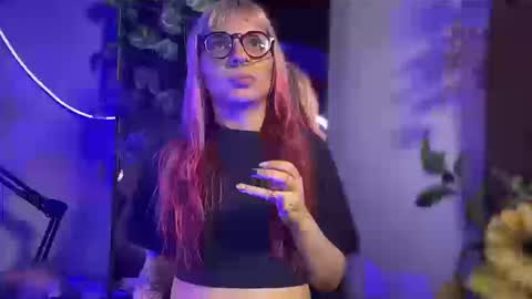 Snapshot of karterspice chatting on September 24, 12:06 am Karter online show from September 24, 12:06 am