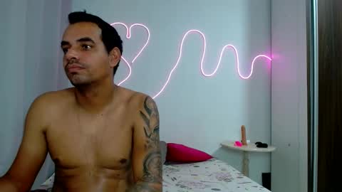 Snapshot of kasaltaradinho chatting on January 31, 10:21 pm Tamires e Maicon online show from January 31, 10:21 pm