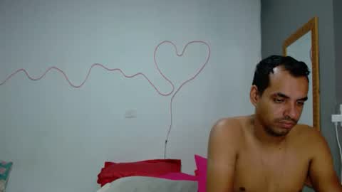 Snapshot of kasaltaradinho chatting on January 15, 5:47 pm Tamires e Maicon online show from January 15, 5:47 pm