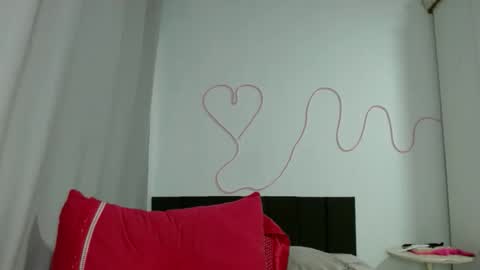Snapshot of kasaltaradinho chatting on October 6, 9:21 pm Tamires e Maicon online show from October 6, 9:21 pm