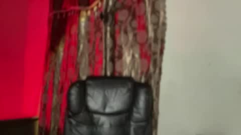 Majesty online show from November 25, 9:13 pm