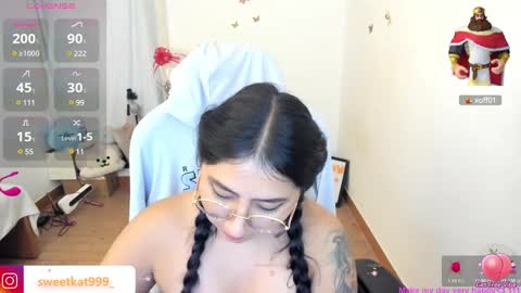 Snapshot of kat_ly_chan chatting on February 1, 7:13 pm Kat       online show from February 1, 7:13 pm