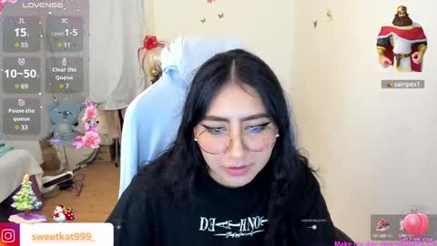 Snapshot of kat_ly_chan chatting on December 29, 5:22 pm Kat       online show from December 29, 5:22 pm