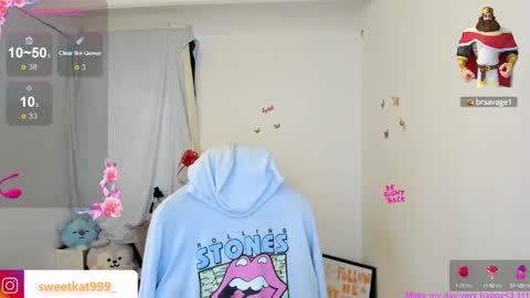 Snapshot of kat_ly_chan chatting on February 19, 6:43 pm Kat       online show from February 19, 6:43 pm