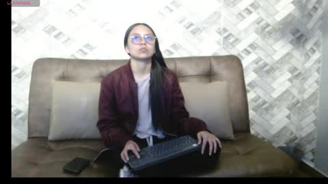 Katalina online show from April 9, 2:45 pm