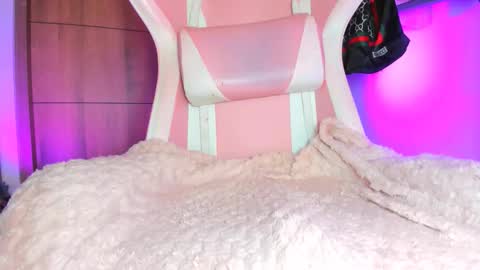 Snapshot of katalinaferreirax chatting on October 15, 8:31 pm katalinaferreirax online show from October 15, 8:31 pm