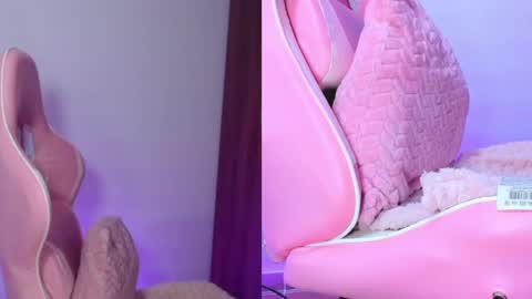 katalinaferreirax online show from April 6, 4:46 am