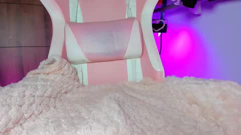 Snapshot of katalinaferreirax chatting on October 7, 11:39 am katalinaferreirax online show from October 7, 11:39 am