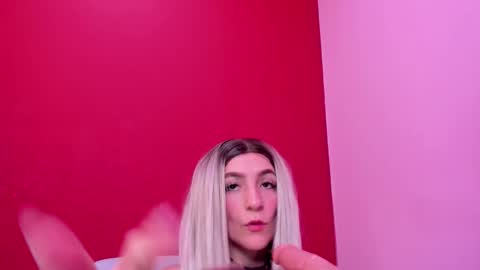 Snapshot of kate_bunny_ chatting on October 7, 12:23 pm Kate online show from October 7, 12:23 pm