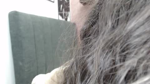 Snapshot of kate_stam chatting on January 29, 1:28 pm Kari online show from January 29, 1:28 pm