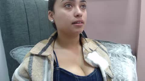 Snapshot of kate_stam chatting on September 19, 1:59 pm Kari online show from September 19, 1:59 pm