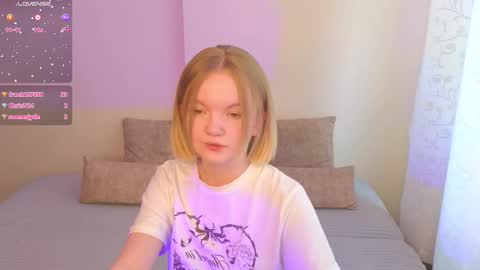 katebunnys online show from March 11, 11:13 am