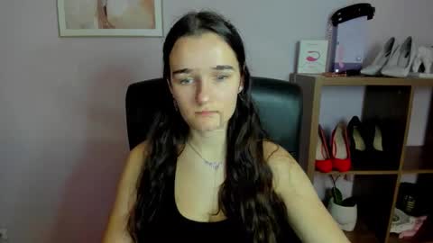 Kate  online show from November 2, 7:41 am