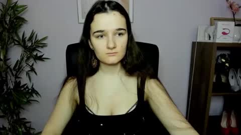 Kate  online show from February 2, 7:30 am