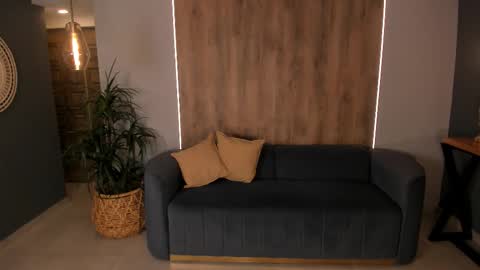 K A T E  online show from November 7, 9:23 am